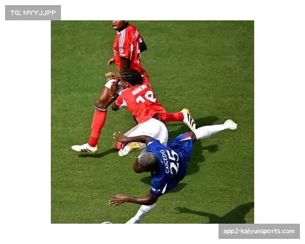 VAR判罚精度引热议,毫米级越位判罚成焦点