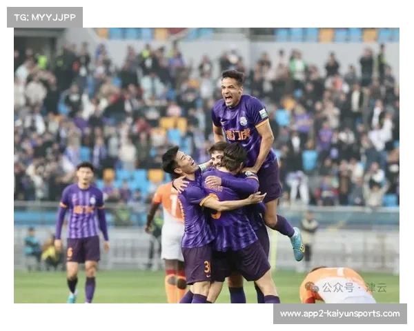 天津津门虎1-0青岛海牛，比赛现两张红牌场面火爆