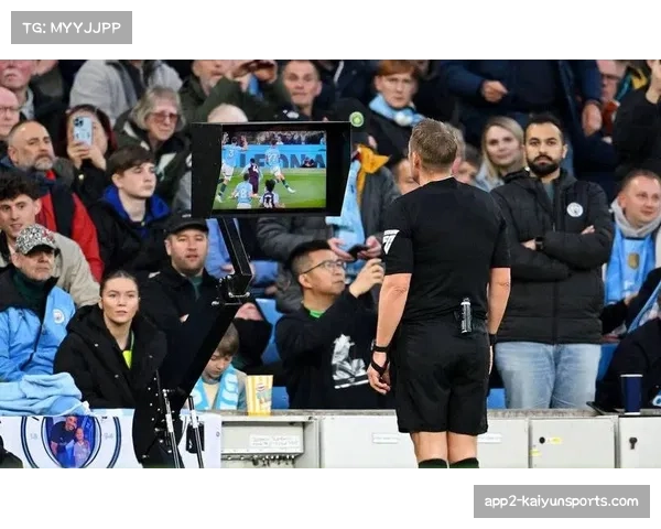 VAR争议判罚频发,英超裁判委员会召开紧急会议